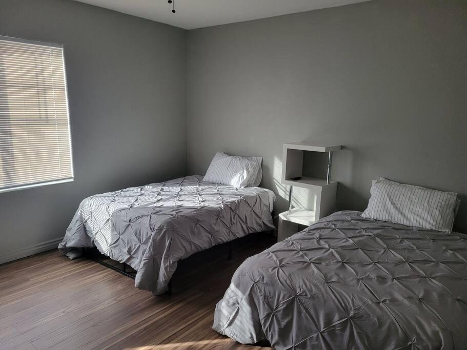 فيلا 5 Bed- Strip 8Mil, Dwntown 4.5Mi لاس فيغاس المظهر الخارجي الصورة